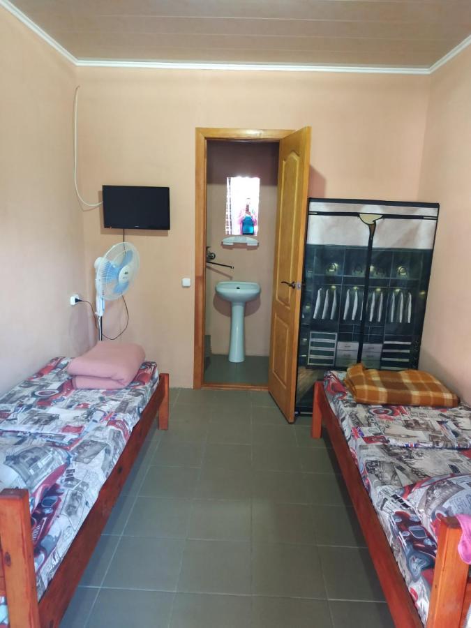 Hotel Monte Karlo Zaliznyj Port Exteriér fotografie